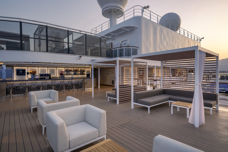 MSC Cruises MSC Seashore Aurea Bar 1.jpg